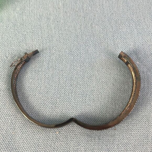 Vintage Sterling and Crystal Hinged Bangle - Picture 6 of 6